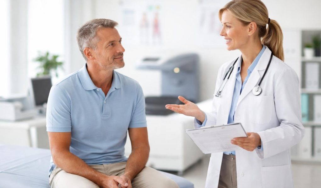 patient-medecin-salle-consultation-moderne